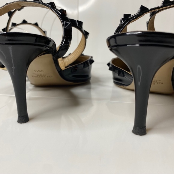 VALENTINO GARAVANI - Rockstud Caged 65 Black Patent Ankle Strap Pump - Picture 13 of 14